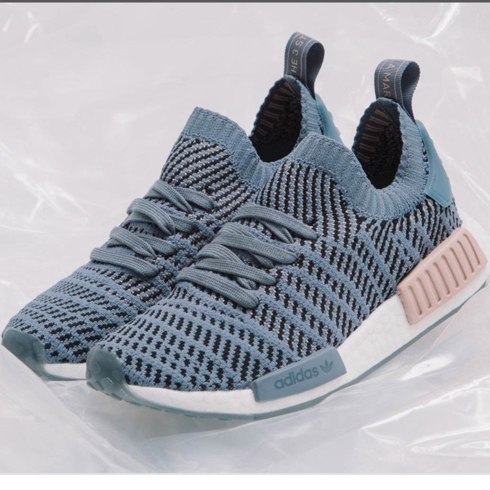 NWT Adidas NMD R1 Sneakers